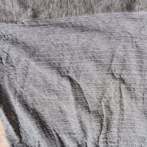 Girls gray striped knit dress size 12 by BLUNE - Picture 3 of 5